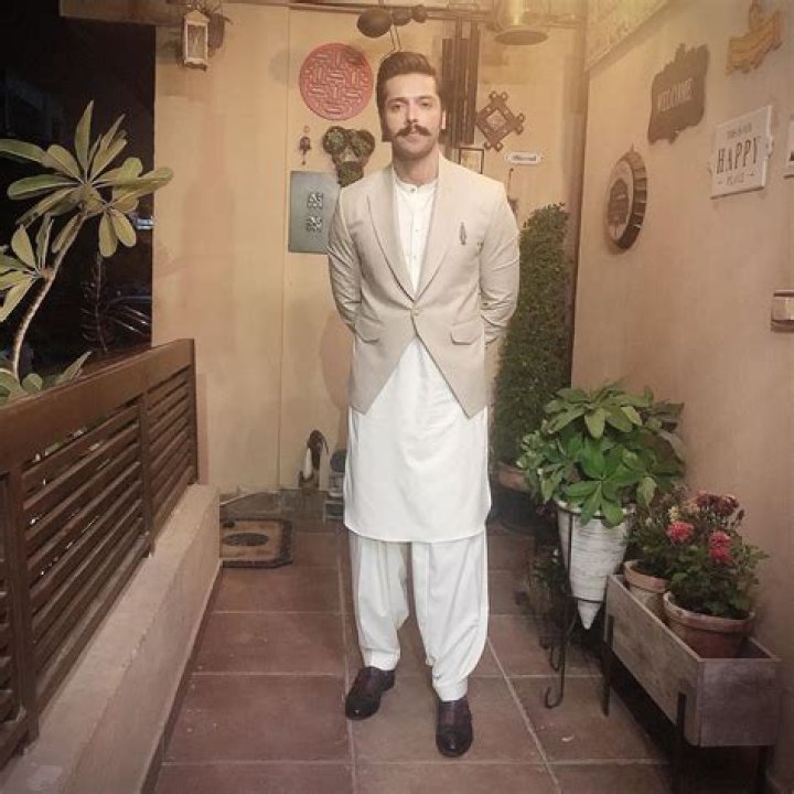 Did Fahad Mustafa Ever Use Whitening Injections Reviewit.pk