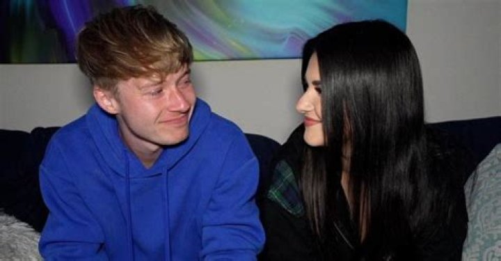 Did Sam And Katrina Break Up? Dating Timeline Age And Wiki