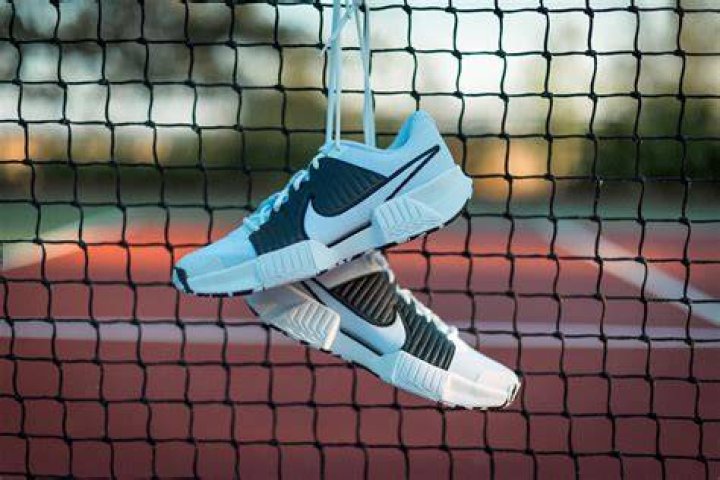 Discover The Secrets Of Men's Pickleball Shoes