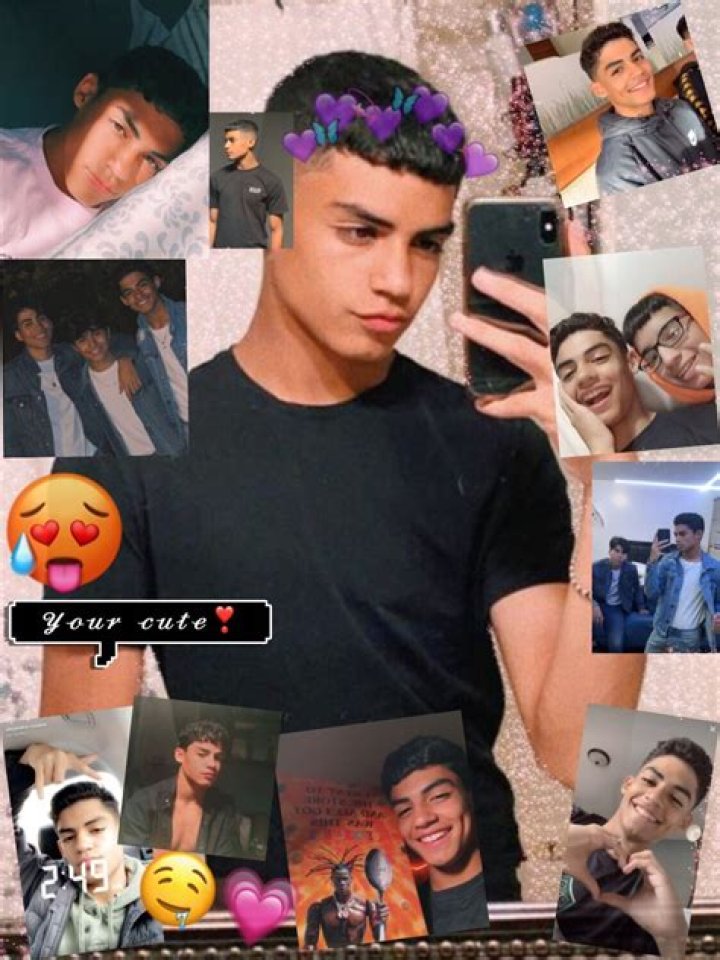 Does Alejandro Rosario Have Siblings