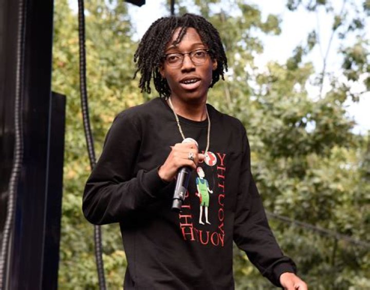Does Lil Tecca Still Have Braces? How Lil Tecca's LONG Braces Journey