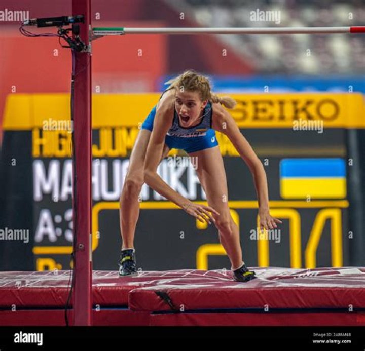 DOHA QATAR 30 SEPT Yaroslava Mahuchikh d'Ukraine en comp&eacute;tition