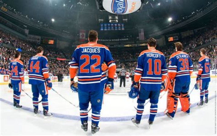 Edmonton Oilers' Mattias Ekholm enjoys playing mentor to Evan Bouchard