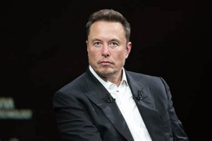 Elon Musk's exwife denies he held their son in his arms when he died