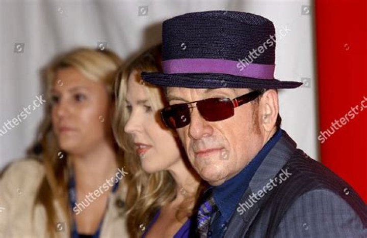 Elvis Costello Wiki, Wife, Age, Height, Family, Biography & More