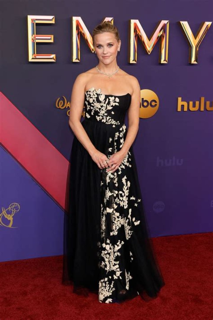 Emmy Awards Red Carpet 2017 All the Arrivals from Laverne Cox to
