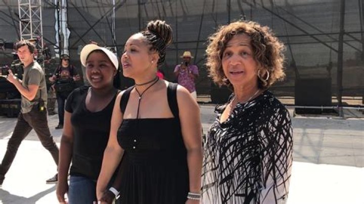Erica Campbell Sings With Her Mother & Daughter In Israel YouTube
