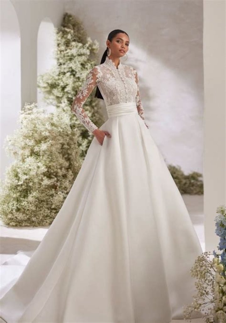 Erika wedding dress Rosa Couture 2015 Confetti.co.uk