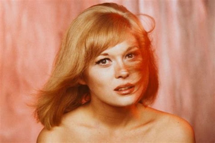 Faye Dunaway's Only Son Liam Is Grownup & Handsome &mdash; She Lied about