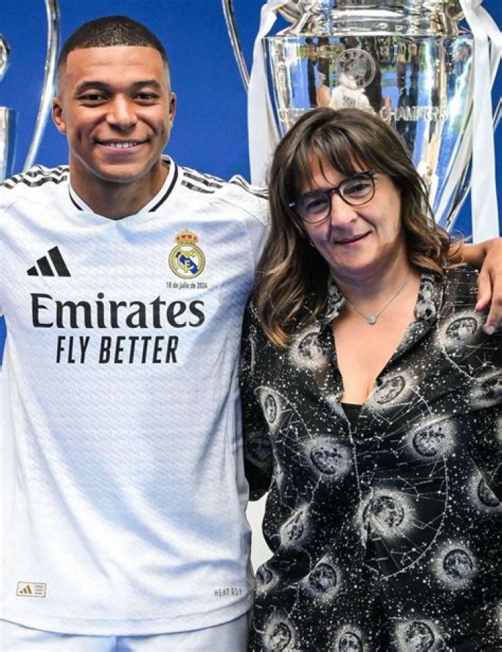 Fayza Lamari Age, Kylian Mbapp&eacute;'s Mother, Net Worth 2023