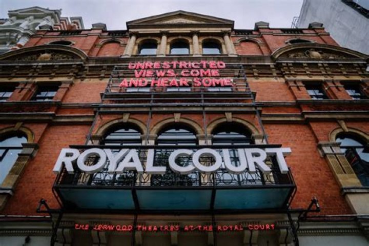 Finn Royal Court