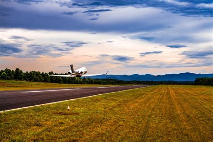 Foothills Regional Airport Flyin flight lessons Susan Van Fleet