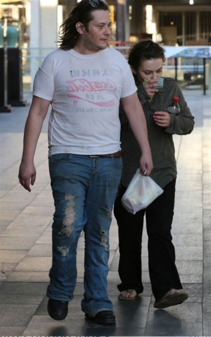 Former child star Edward Furlong reveals new teeth after meth and