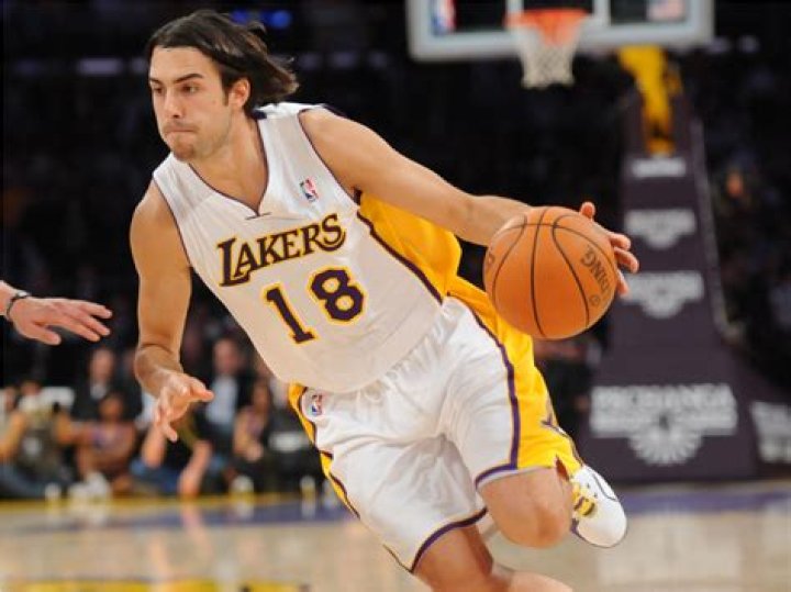Former Lakers Champion Sasha Vujacic On Lakers Loss Against The Celtics
