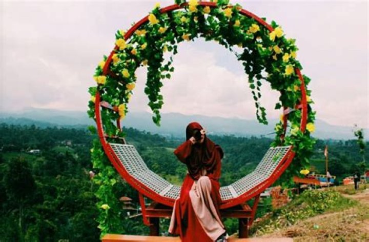 Foto, Lokasi Dan Harga Tiket Masuk Taman Bougenville Bandung