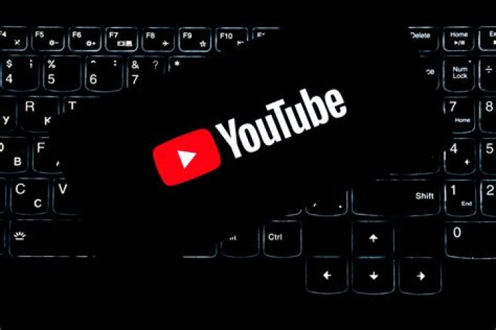 [Foto] YouTube Gigi Mitre luce irreconocible en video de los noventa