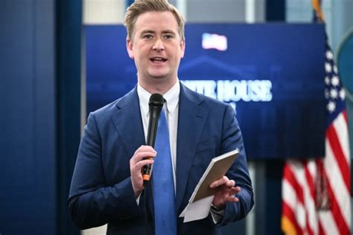 FOX News Reporter Peter Doocy WikiBio, Marriage, Net Worth, Father