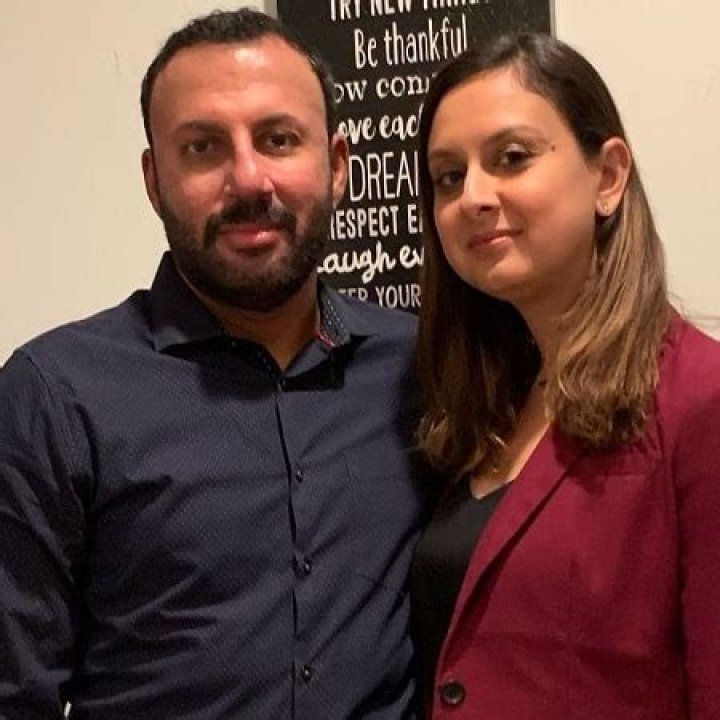Get to Know Taslim Manji Actor Rizwan Manji's Wife Facts and Photos