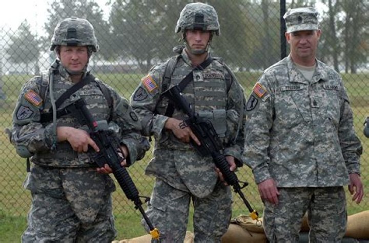 Guard Soldiers compete with Army's top 24 warriors > National Guard