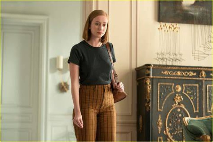 Hannah Einbinder, aka Ava on 'Hacks,' Shares Hopes for Season 2 After