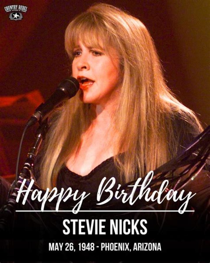 Happy Birthday Stevie Nicks! A Love Letter To Her 1970s Style