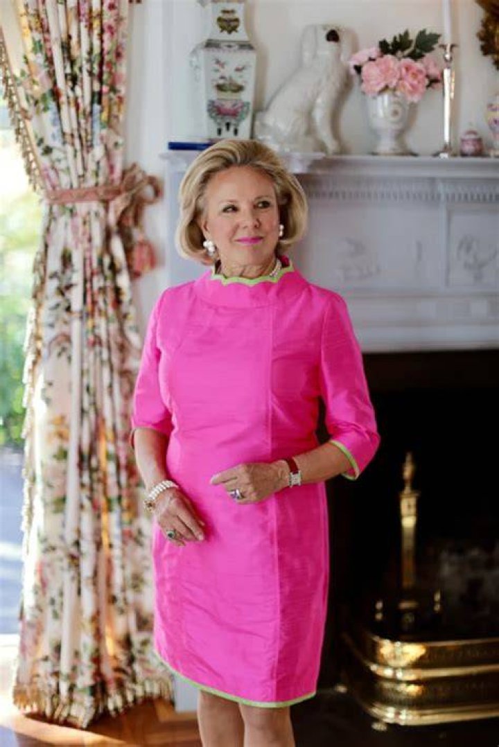 Holly Holden WeHa West Hartford News