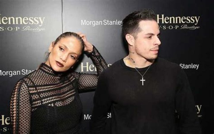 How Many Times Has J.Lo Been Engaged? How Many Times Has J.Lo Been Married?