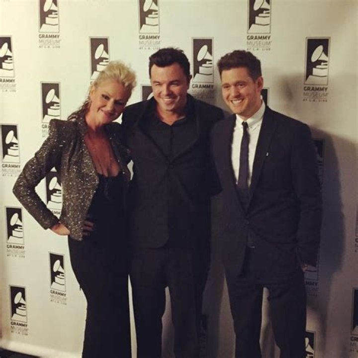 How Tall Is Seth MacFarlane? Height Comparison! YouTube
