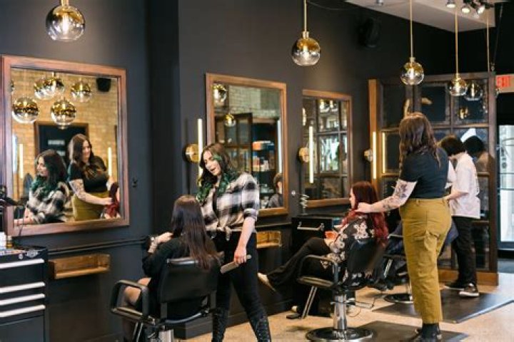 Huguette Mallette SALON FUN&Eacute;RAIRE LAJEUNESSE FORTIN CENAC