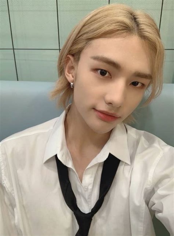 hyunjin pics on Twitter in 2021 Stray, Kids, Boy groups
