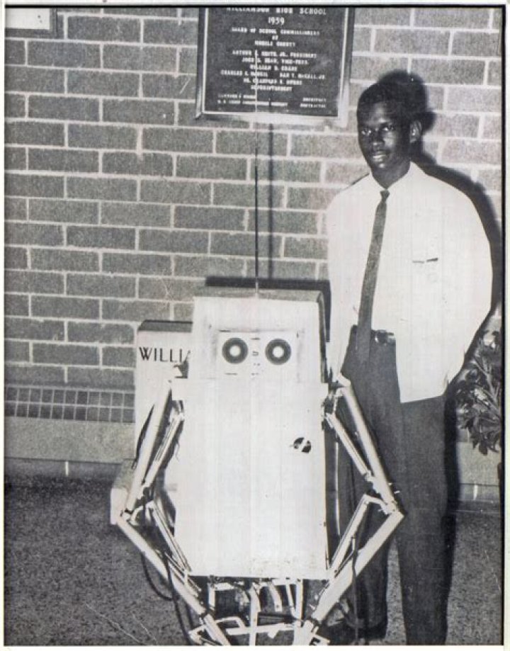 I am Dr. Lonnie Johnson. NASA Rocket Scientist. Holder of over 100