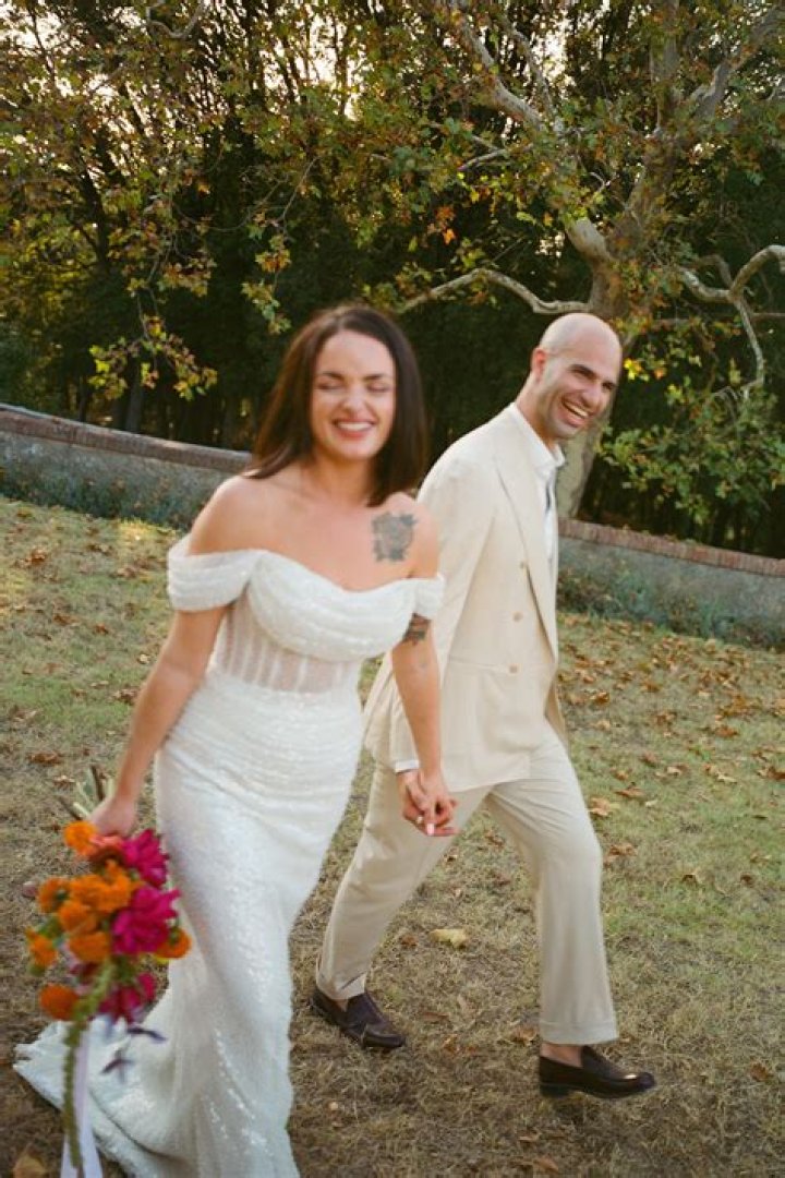 Idris Elba & Sabrina Dhowre Star On British Vogue&rsquo;s Special Bridal