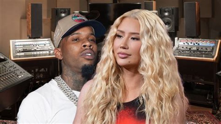 Iggy Azalea Model Turned Rapper Socialbilitty