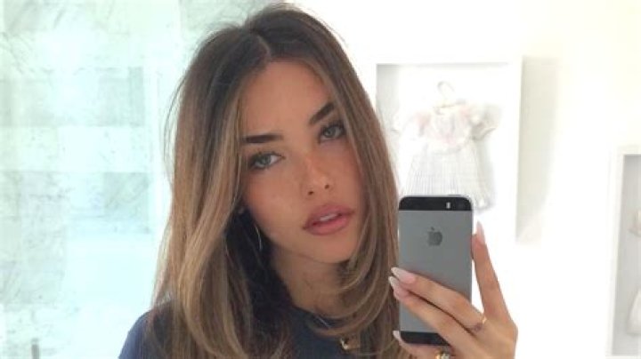 Image Shots, madison beer selfie black shirt.jpg Madison Beer Wiki