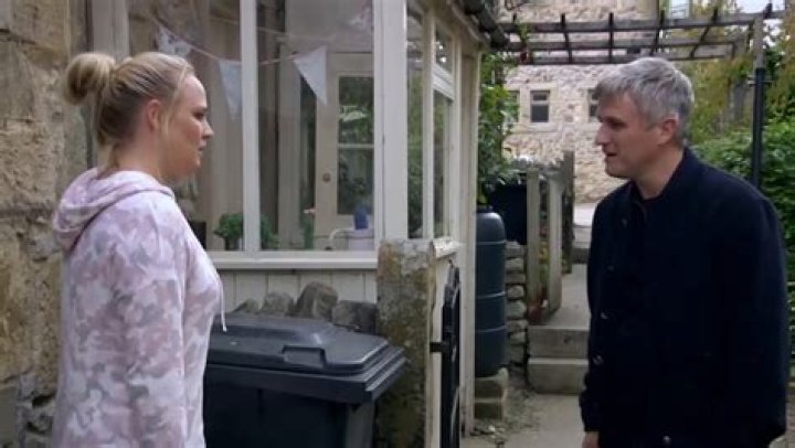 Inside Emmerdale's Dr Liam Kavanagh actor Jonny McPherson’s narrowboat