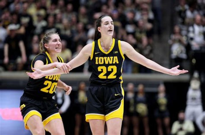 Iowa Basketball Hawkeyes women&rsquo;s hoops enjoying social media boom
