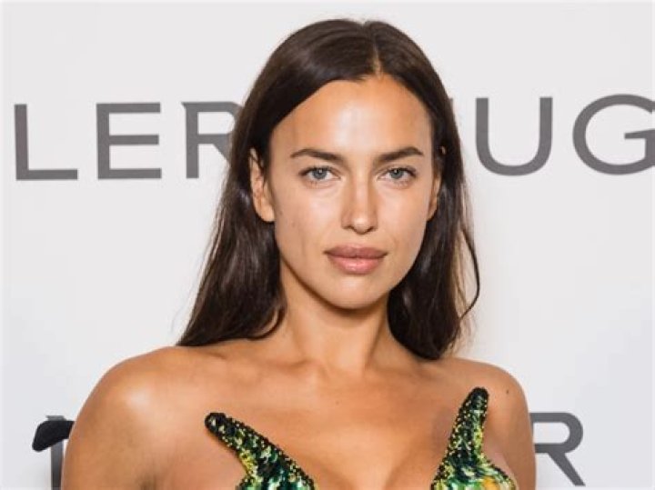 Irina Shayk Measurements Body, Bra, Waist, Hips, & Shoe Size Info