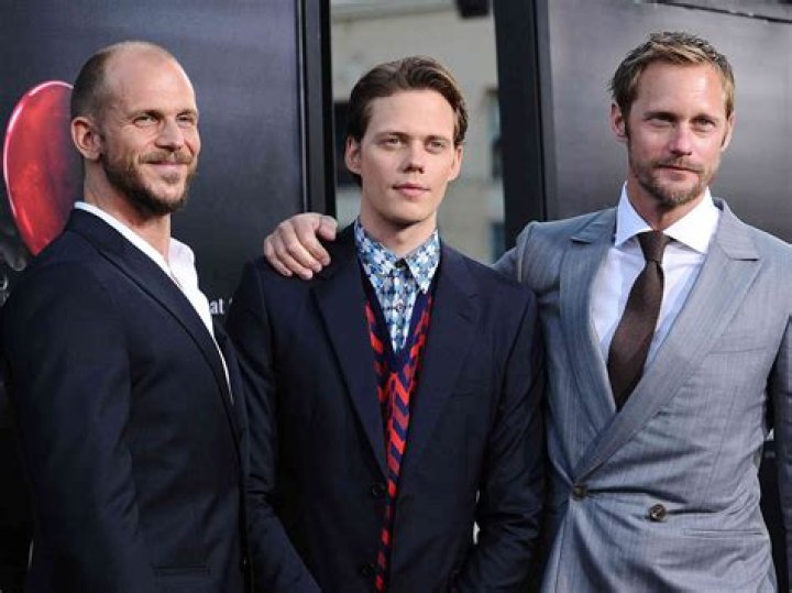 Is Alexander Skarsgard Turned His Girlfriend into Wife? Details of His