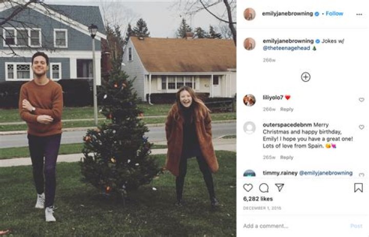 Is Emily Browning Dating or Married? Who is Emily Browning's Boyfriend?