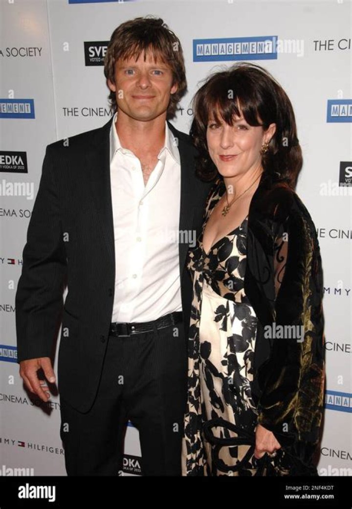 Is Paula Zahn Married Or Just Dating Boyfriend Paul Fribourg After