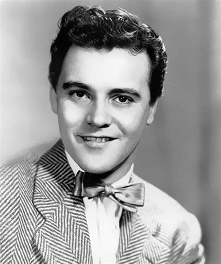Jack Lemmon Biograf&iacute;a, pel&iacute;culas, series, fotos, v&iacute;deos y noticias