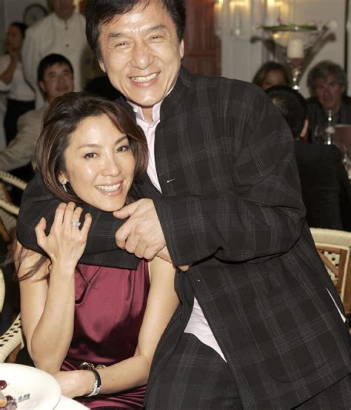 Jackie Chan Height, Weight, Wife, Age, Biography & More » StarsUnfolded
