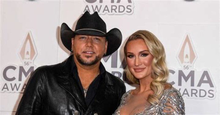 Jason Aldean&rsquo;s wife Brittany praises fans for standing by singer during
