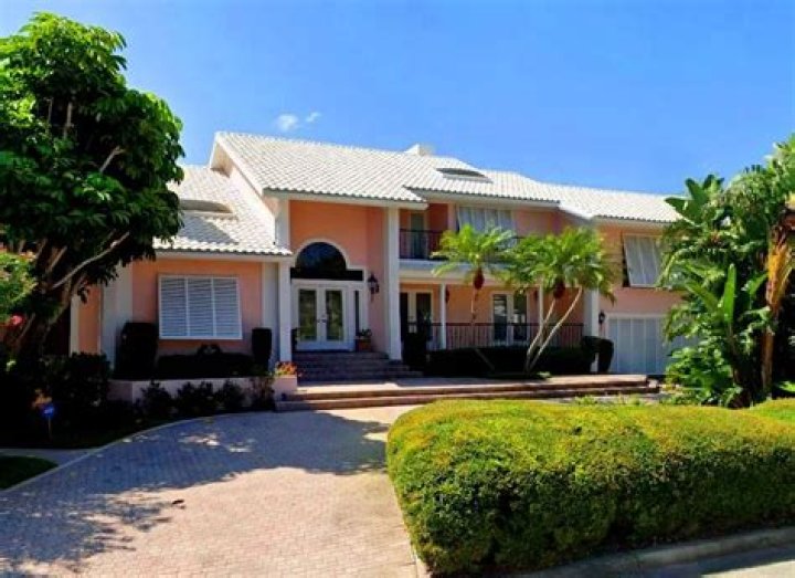 Jerry Springers House The Florida Waterfront Property Urban Splatter