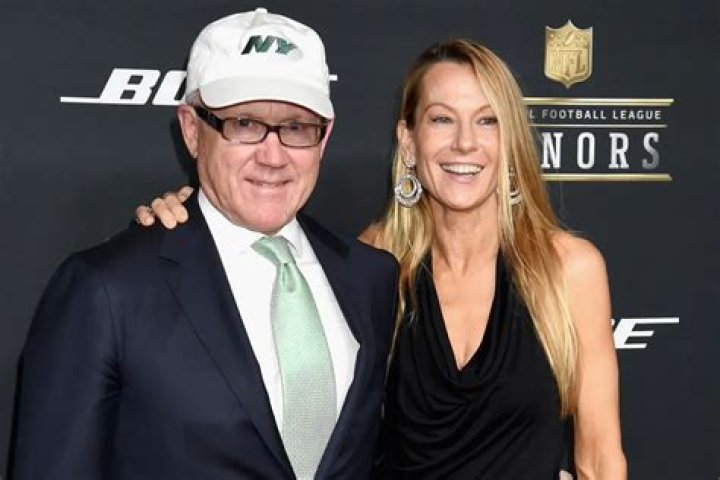 Jets owner Woody Johnson&rsquo;s wife, Suzanne, leading Ukrainian relief