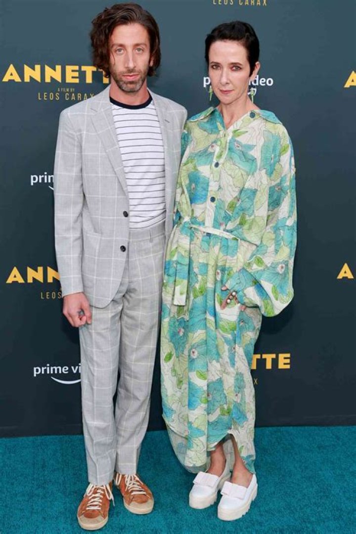 Jocelyn Towne is Living Happily with her Husband Simon Helberg,Know