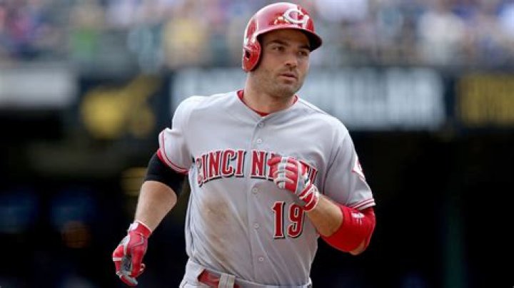 Joey Votto keeps playing at a Hall of Fame level, but nobody seems to