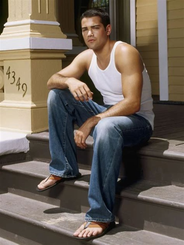 John Rowland Wiksteria Lane