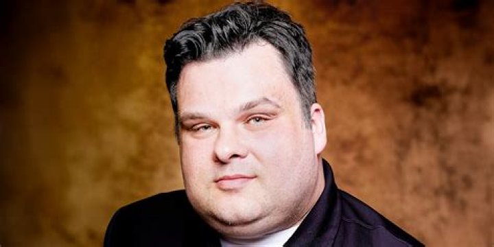 Joshua Goldstein Actor, Voice Over, Singer, Comedian StageAgent