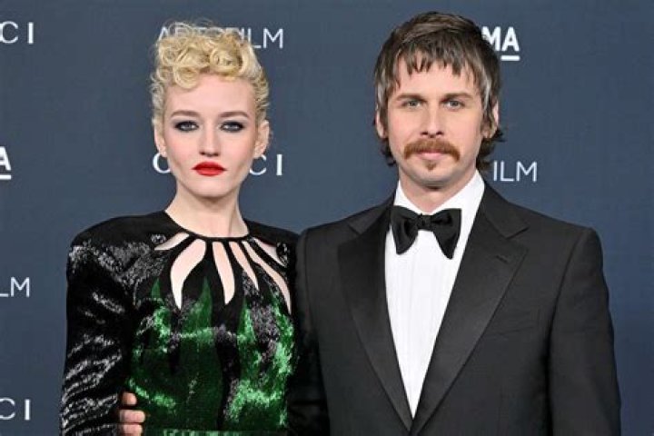 Julia Garner Posts Rare Tribute of Her and Husband for 3rd Anniversary